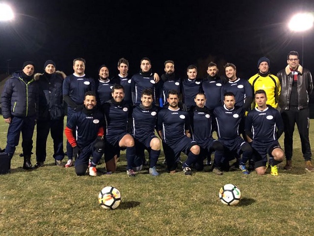 Foto di gruppo della squadra degli Amatori