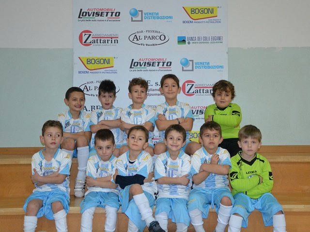 Foto di gruppo della squadra dei Piccoli Amici